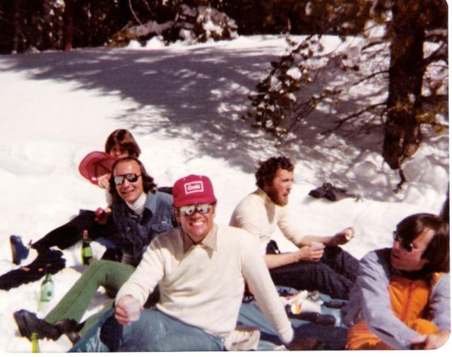 020-1978-1980LiquorStoreCrewWinePicnic