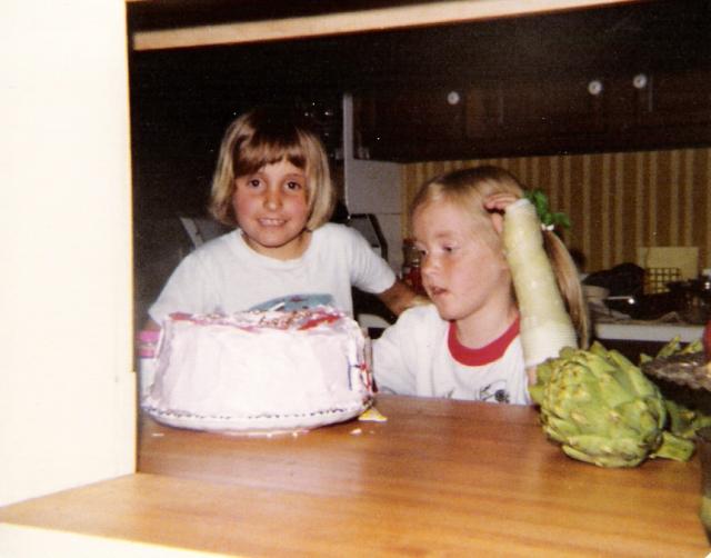 029-1978-1980KatieShannonCastBirthdayCake