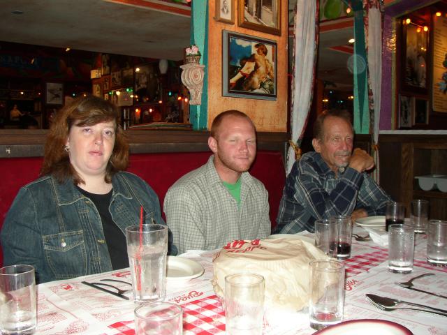 4 Me Kevin Papa Restaurant - 06