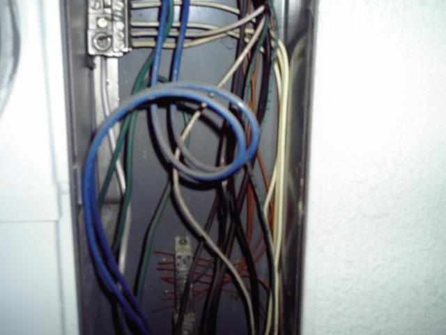 3 Side Of House Cables - 098