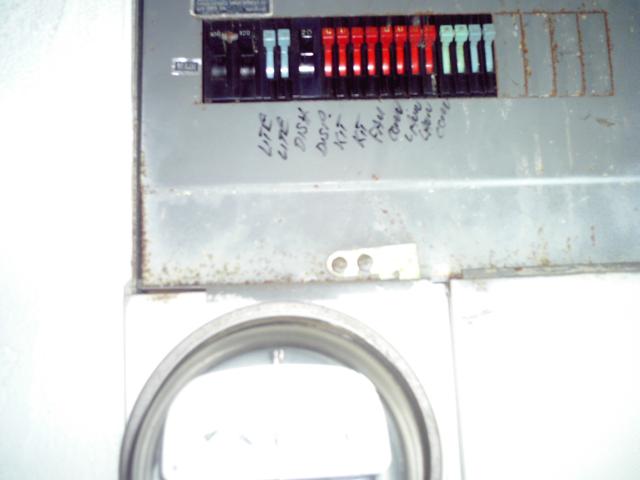 4 Side Of House Switches - 096