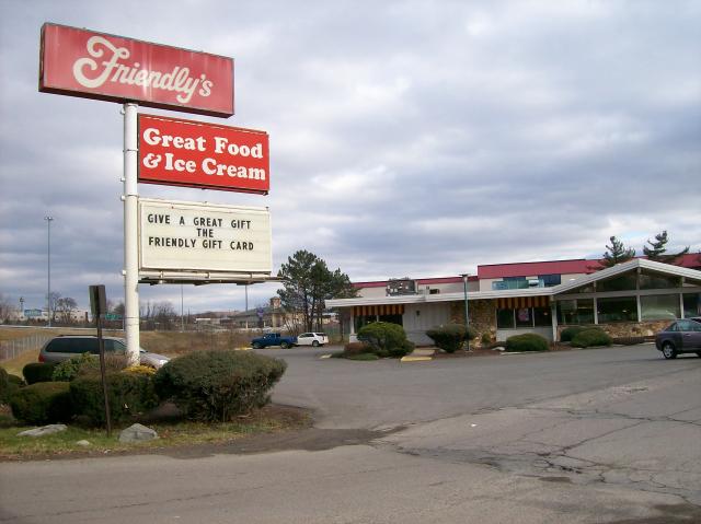 4 Friendly's Sign - 101_0122 - 12.19.06 12.48