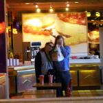 3 Sheer Kayti Pizza Mirror - 101_0279 - 12.20.06 13.51