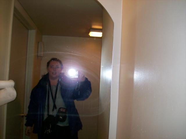 5 Me Big Mirror - 101_0315 - 12.20.06 17.37