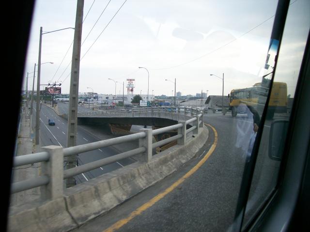 4 Road - 100_0596 - 12.25.06 07.41