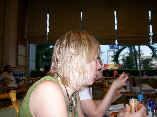 5 Jennifer - 100_0591 - 12.25.06 07.24