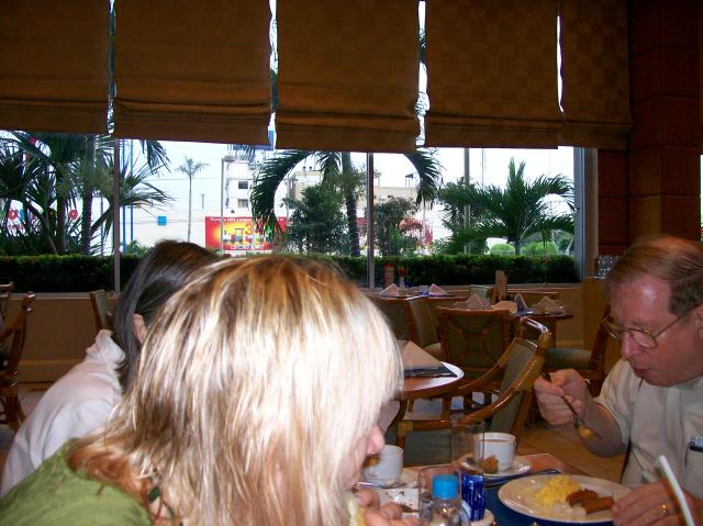 5 Jennifer Mark - 100_0592 - 12.25.06 07.24
