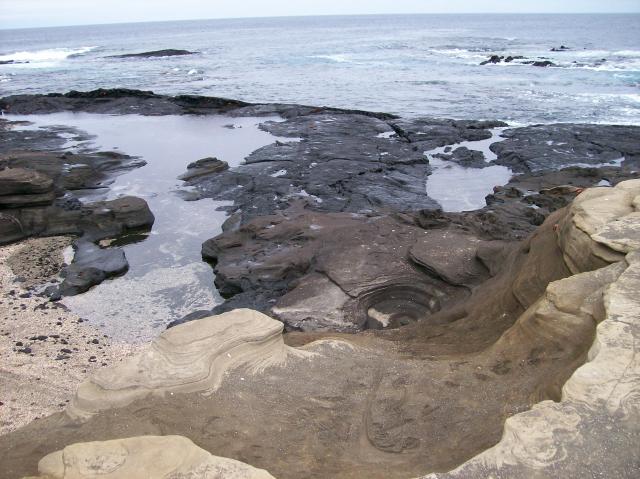 3 Rock Layers, Pools, Sea - 100_0615 - 12.26.06 09.50