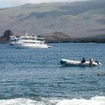 3 Snorkelers, Boat - 100_0686 - 12.26.06 12.06