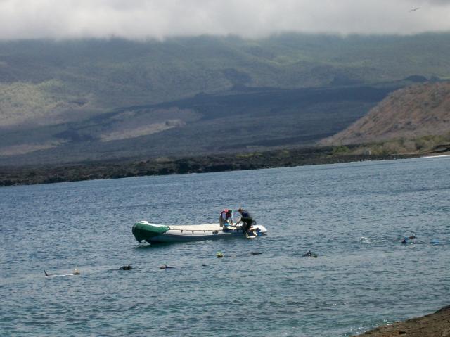 3 Snorkelers, Boat - Crop(rotate) - 100_0682 - 12.26.06 12.04