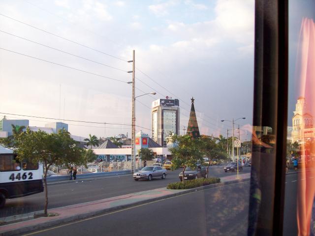 100_1547
