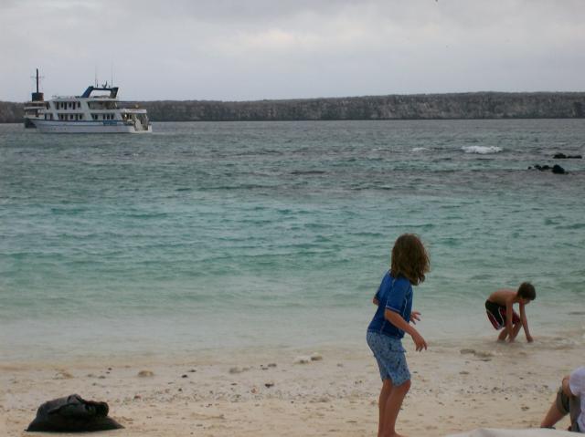 4 Beach, Ship - 100_0980 - 12.27.06 18.09