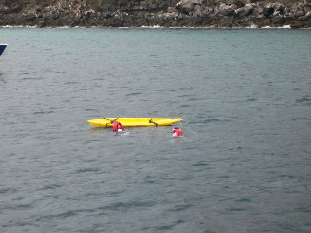 4 Sheer In Water By Kayak - 100_0894 - 12.27.06 15.46