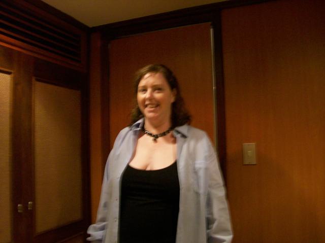 5 Me Blurred - 100_1044 - 12.27.06 19.22