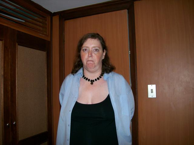 5 Me Unhappy - 100_1046 - 12.27.06 19.23