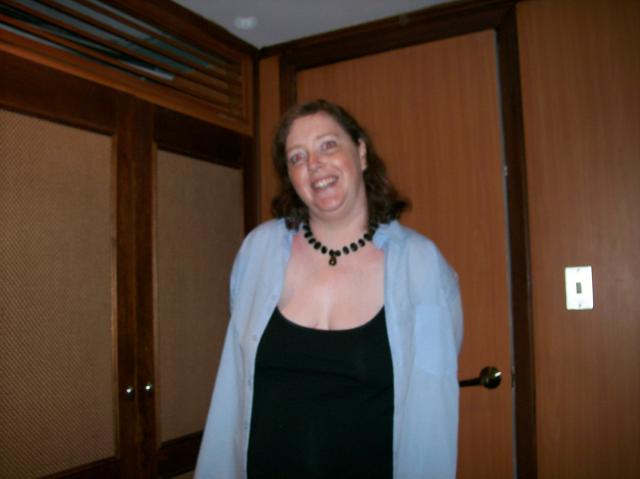 6 Me Smiling - 100_1050 - 12.27.06 19.25
