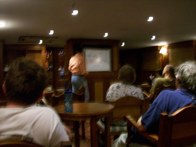 4 Night Meeting Blurred - 100_1170 - 12.28.06 20.25
