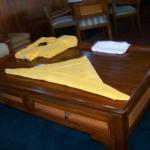 4 Towels 1B - 100_1176 - 12.29.06 15.50