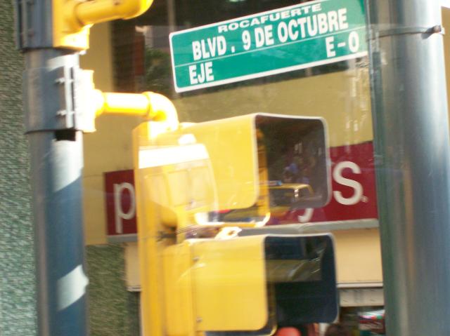 4 Road Sign - 100_1263 - 12.30.06 17.01