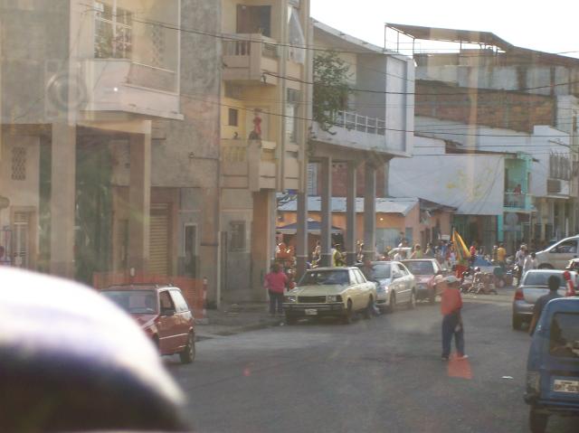 4 Street Scene - 101_0394 - 12.30.06 17.19
