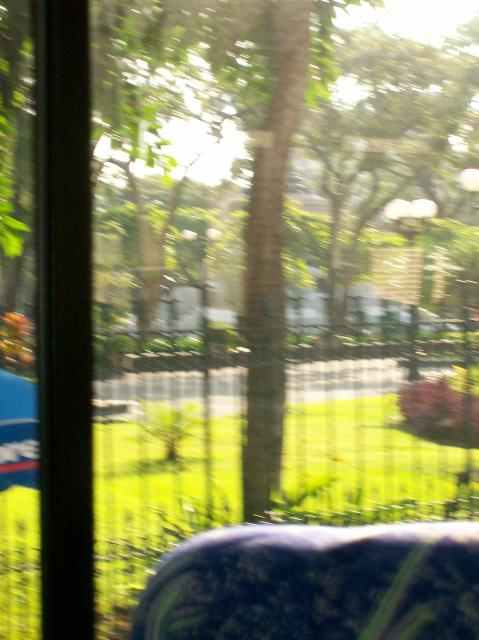 6 Bus Window View - 100_1252 - 12.30.06 16.52