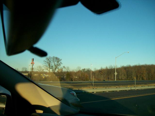 5 Truck Stop Sign - 101_0404 - 1.2.07 16.11