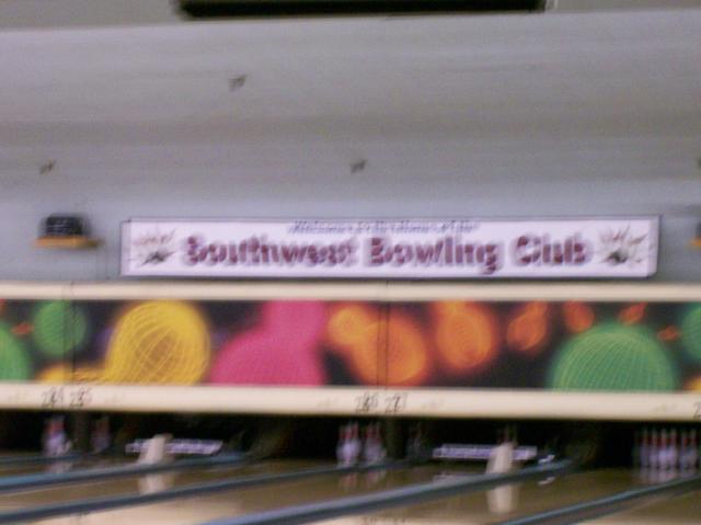 6 Bowling Sign - 101_0626