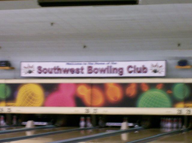 6 Bowling Sign - 101_0628