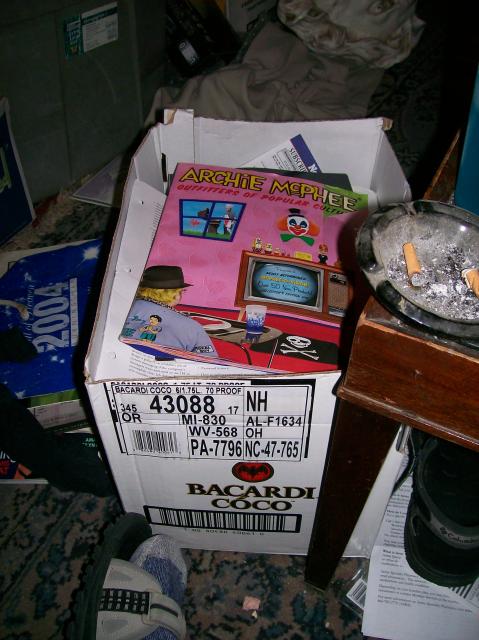 3u Archie McPhee - 100_1034